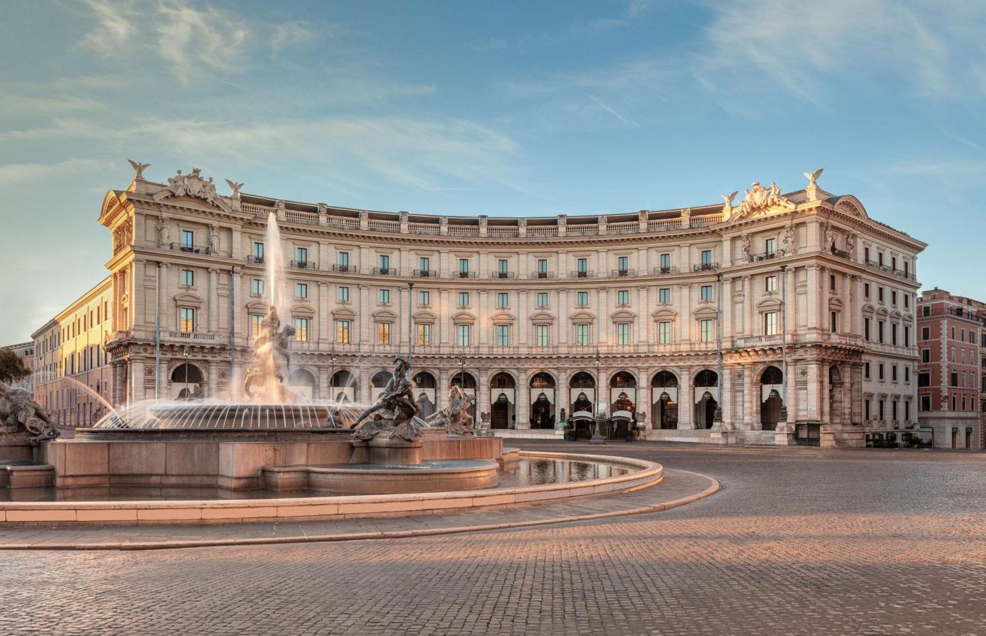 Anantara Palazzo Naiadi Rome Hotel - A Leading Hotel Of The World Ngoại thất bức ảnh The Palace of the Republic, the seat of the Italian Senate