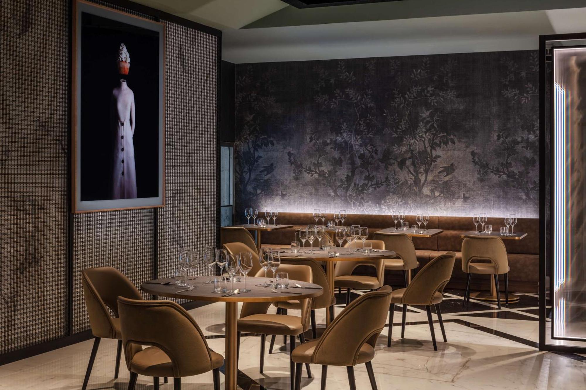 Anantara Palazzo Naiadi Rome Hotel - A Leading Hotel Of The World Ngoại thất bức ảnh The interior of the restaurant